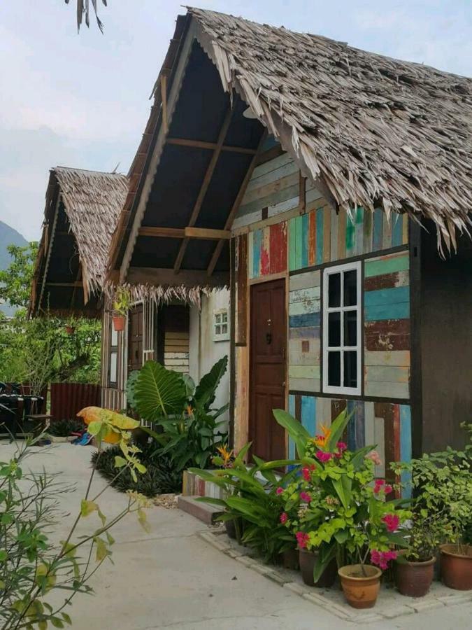 Mykampung Chalet 호텔 이포 외부 사진