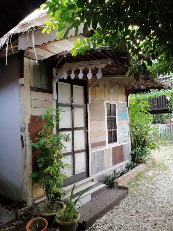 Mykampung Chalet 호텔 이포 외부 사진