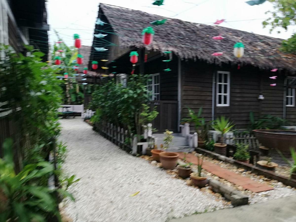 Mykampung Chalet 호텔 이포 외부 사진