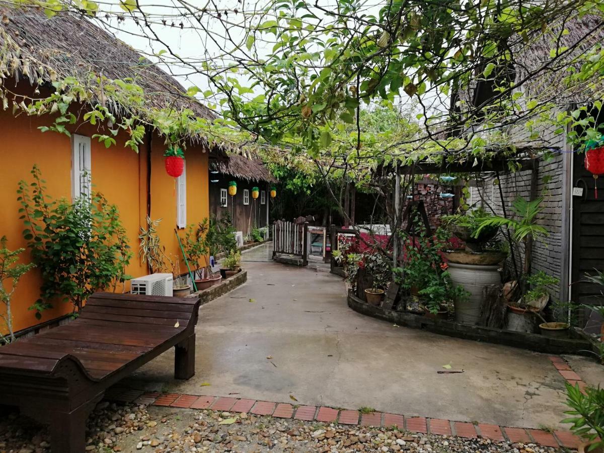 Mykampung Chalet 호텔 이포 외부 사진