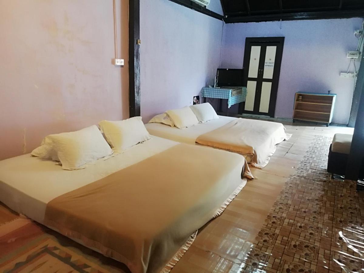 Mykampung Chalet 호텔 이포 외부 사진